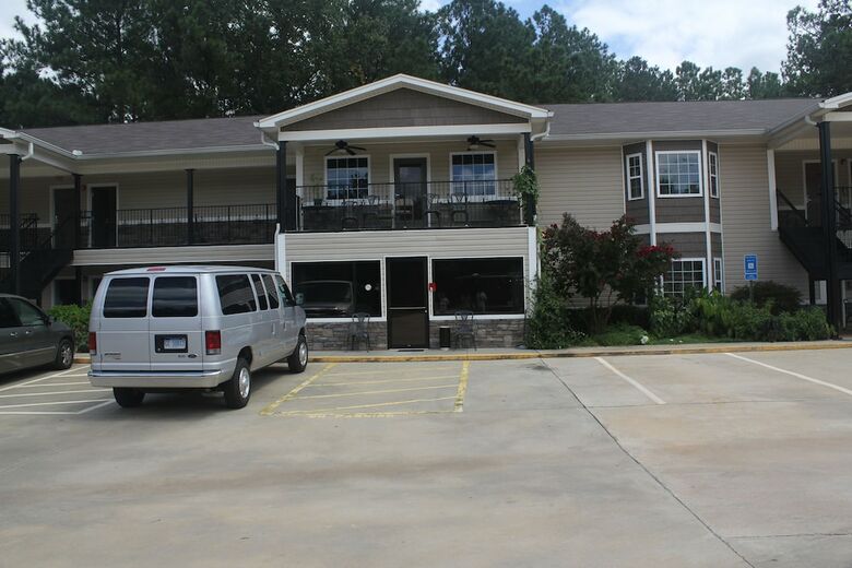 Motel High Falls Hide-a-way Lodging