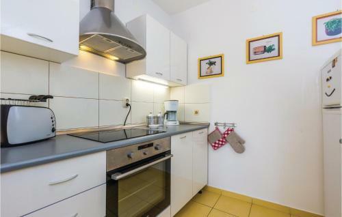 Holiday Home Uvala Grabrova Cr