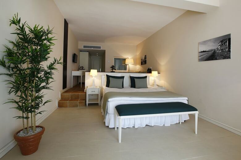 Hotel Manastir And Suites