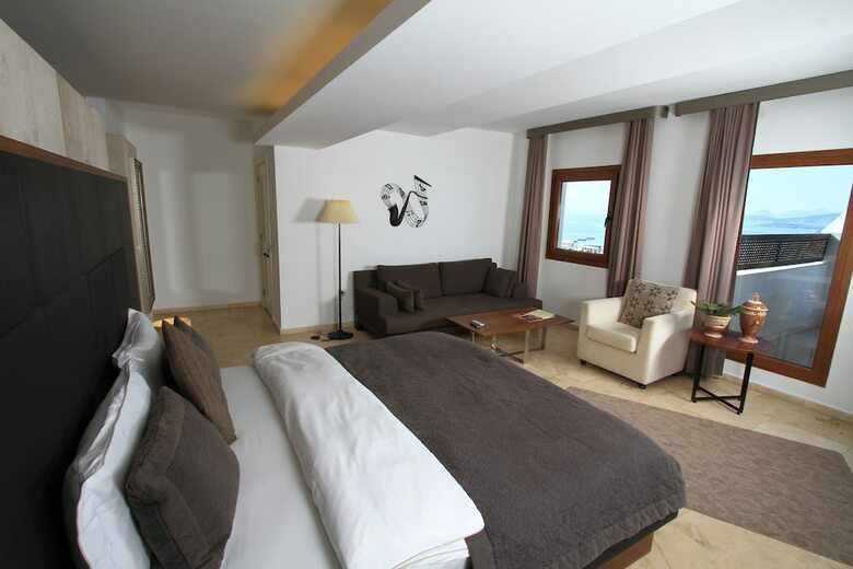 Hotel Manastir And Suites