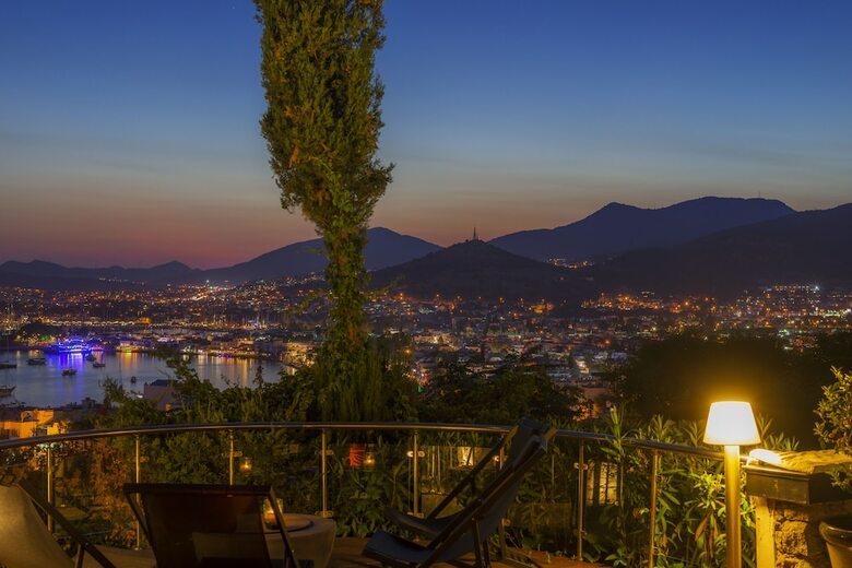 Hotel Manastir And Suites