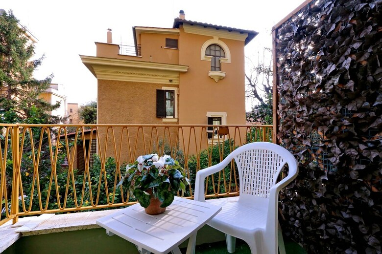 Hotel I Pini Di Roma - Rooms & Suites