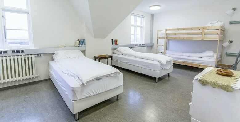 Hotel Heradsskolinn Historic Guesthouse