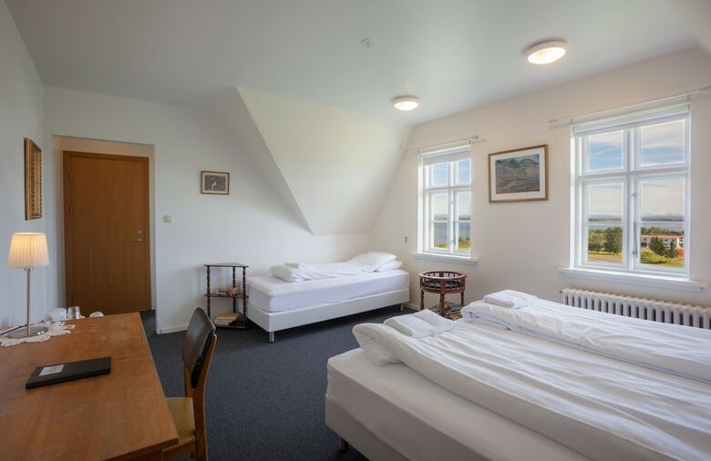 Hotel Heradsskolinn Historic Guesthouse