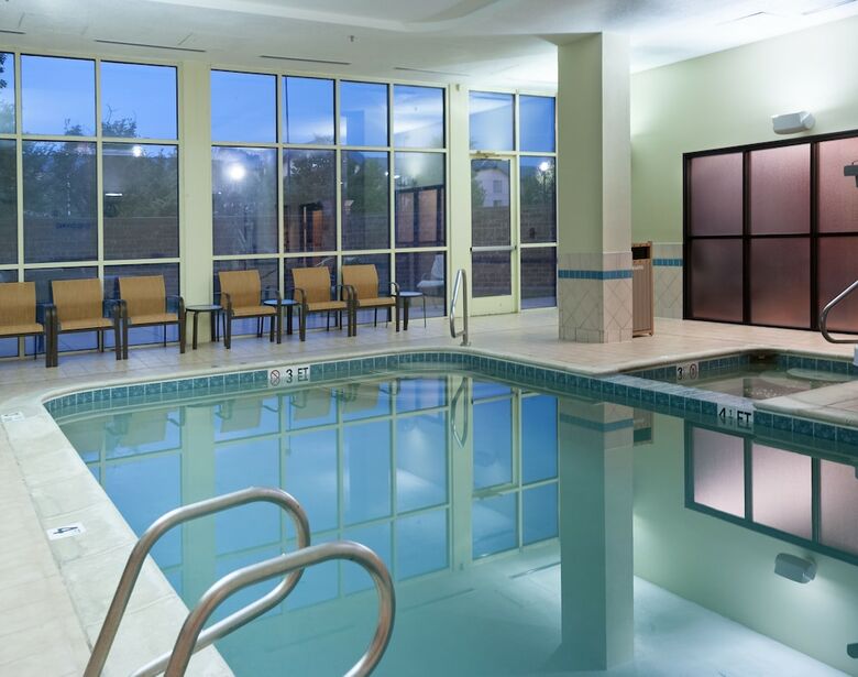 Hotel Courtyard By Marriott Denver Airport