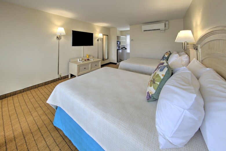 Motel Dunes Court