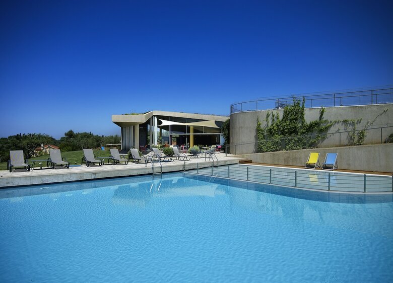 Aparthotel Leivatho Hotel