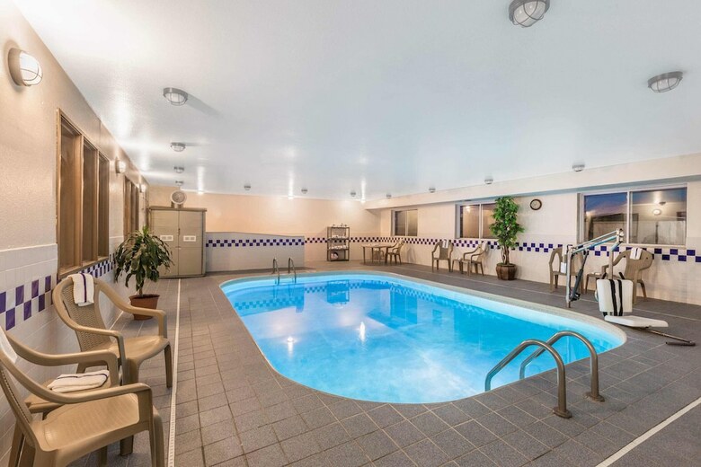 Hotel Baymont By Wyndham Fort Dodge