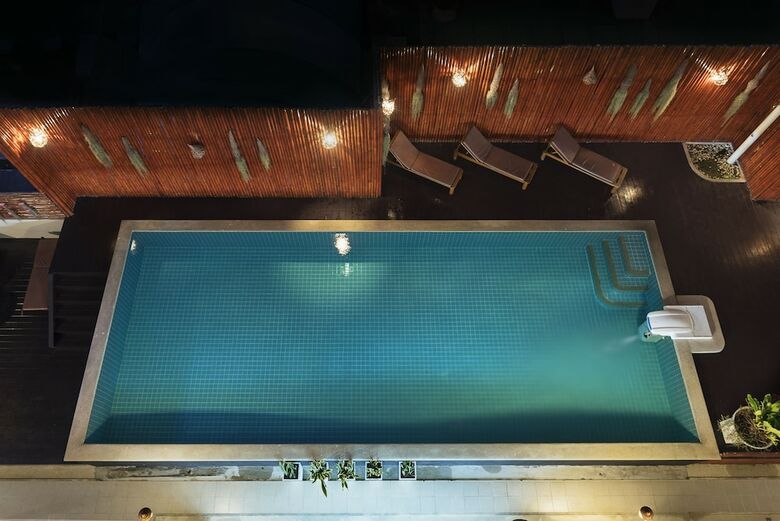 51 Fashion Hotel