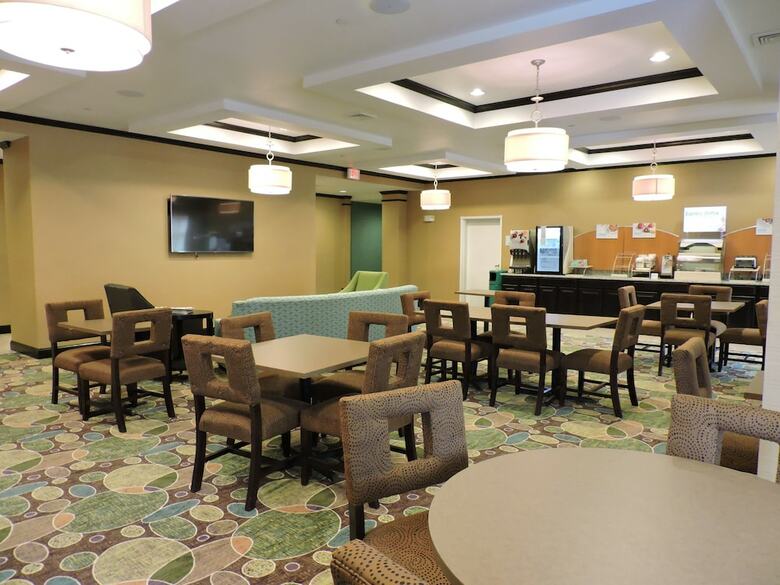 Hotel Holiday Inn Express & Suites Montgomery
