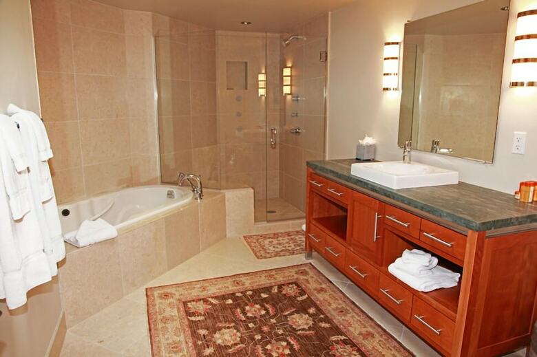 Apartamento Ice House Suites And Condominiums