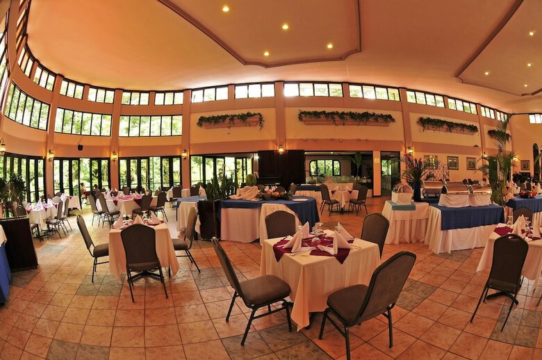 Apartamento Hotel El Tucano Resort & Thermal Spa