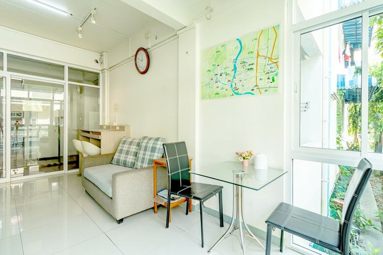 Hotel Riski Residence Bangkok-noi