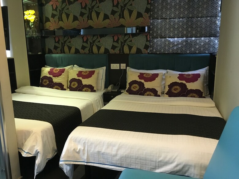 Seasons Hotel - Tsim Sha Tsui