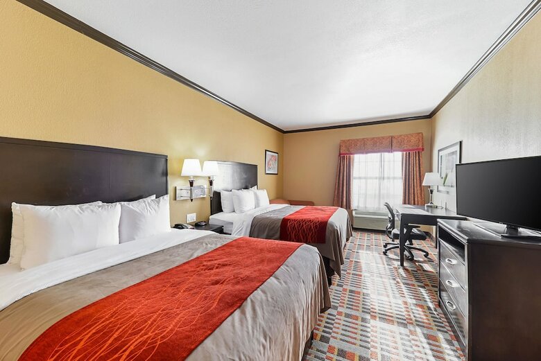 Hotel Quality Inn & Suites