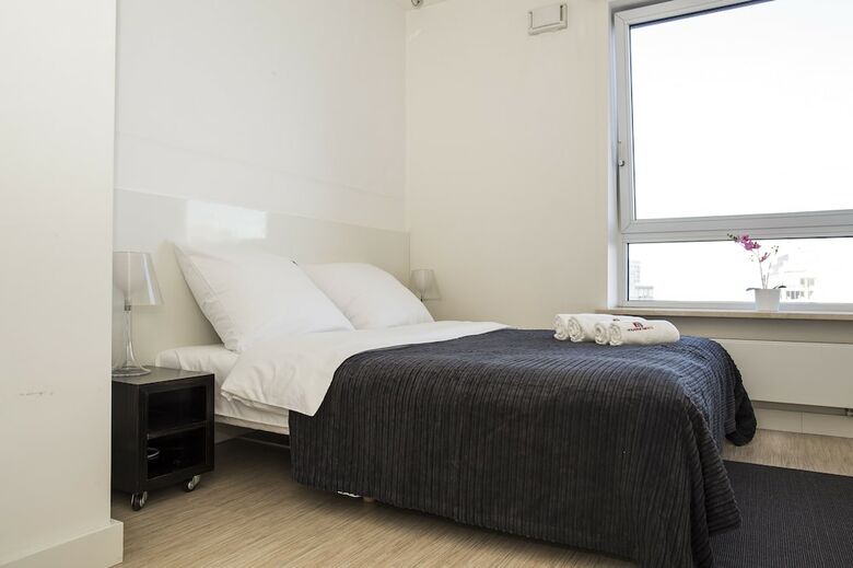 Aparthotel Hosapartments Atelier Residence
