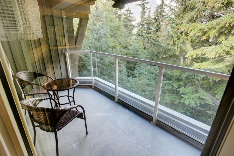 Resortquest At Aspens On Blackcomb