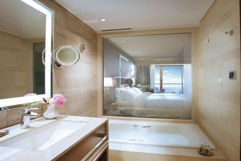 Paradise Hotel Busan