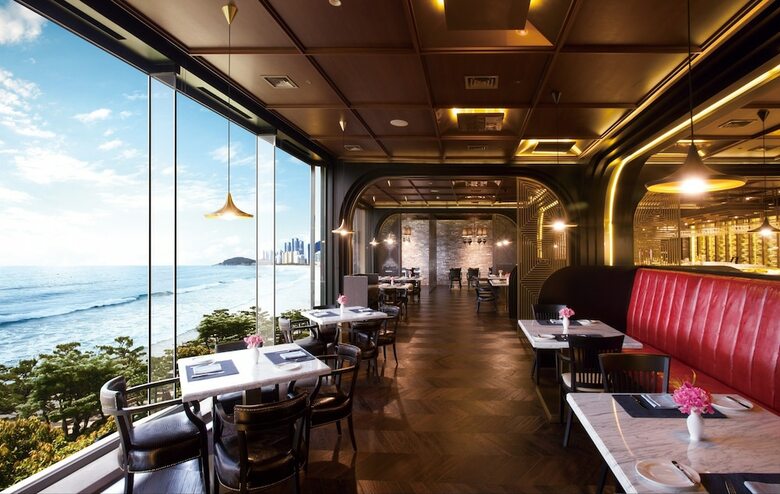 Paradise Hotel Busan