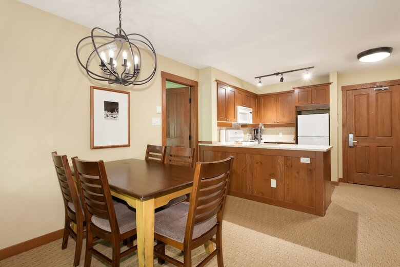 Horstman House By Whistler Premier