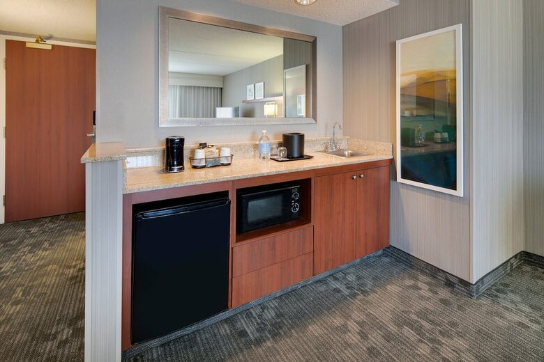 Hotel Courtyard By Marriott Cleveland Beachwood