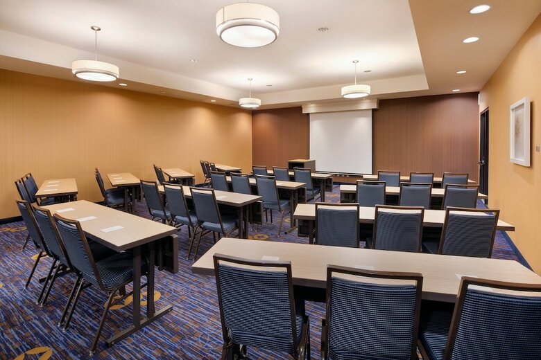 Hotel Courtyard By Marriott Cleveland Beachwood