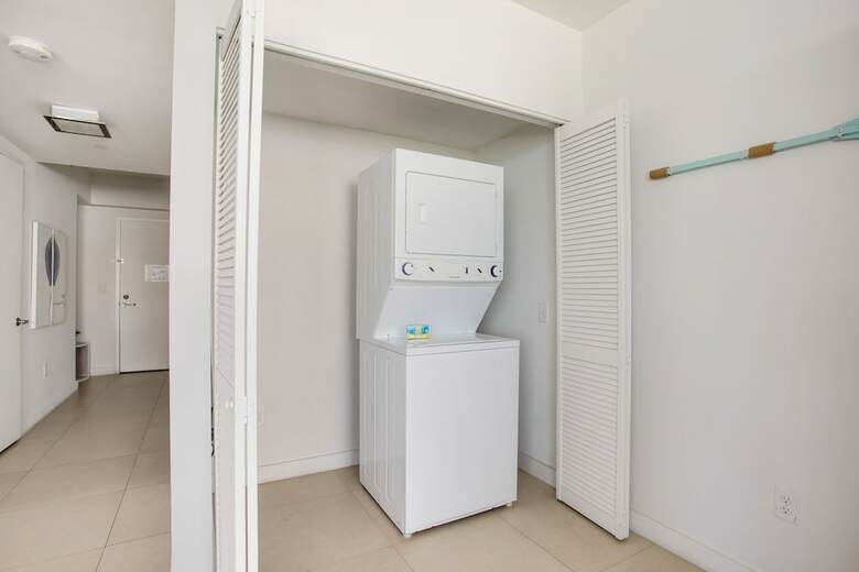 Apartamentos Monte Carlo By Miami Vacations
