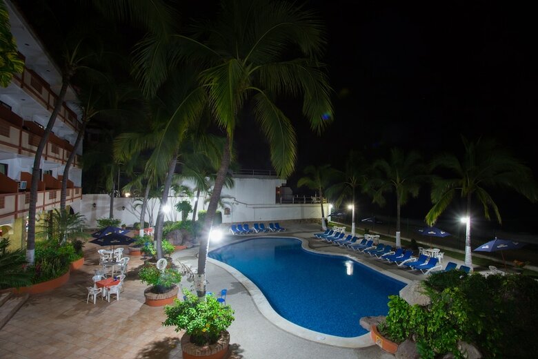 El Pescador Hotel