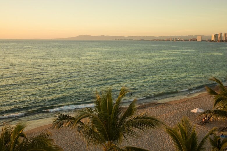 El Pescador Hotel
