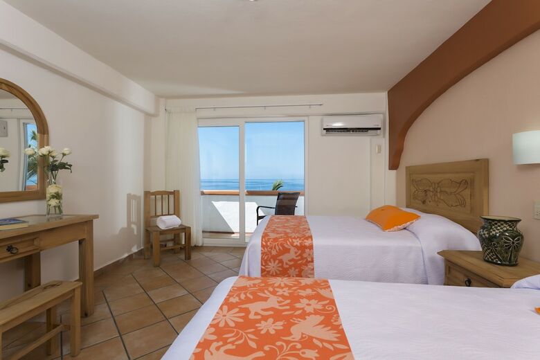 El Pescador Hotel