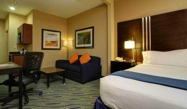 Hotel Holiday Inn Express & Suites Midwest