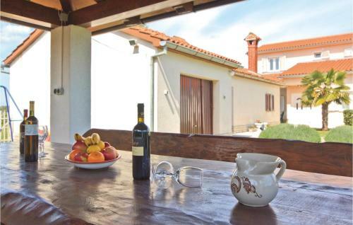 Holiday Home Hrboki III