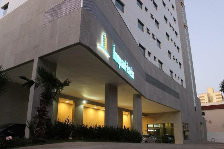 Hotel �mpar Su�tes Expominas