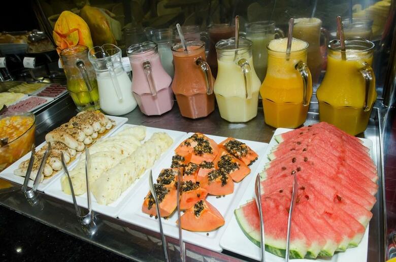 Hotel �mpar Su�tes Expominas