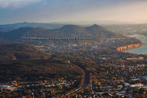 Hotel Karsten Airport