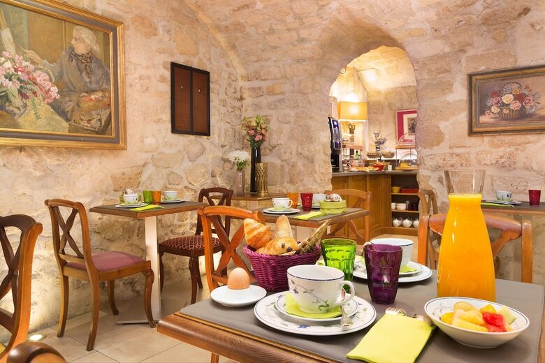 Hotel Le Relais Des Halles