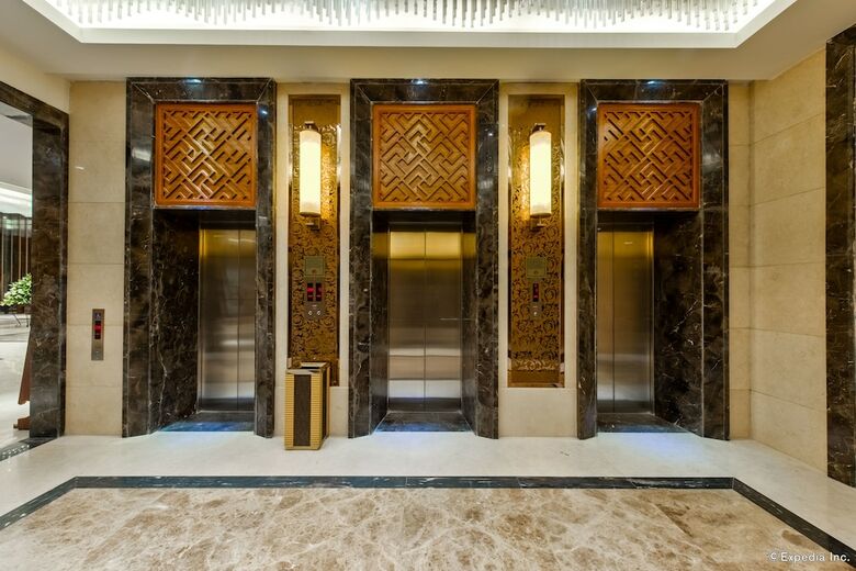 Muong Thanh Luxury Quang Ninh Hotel
