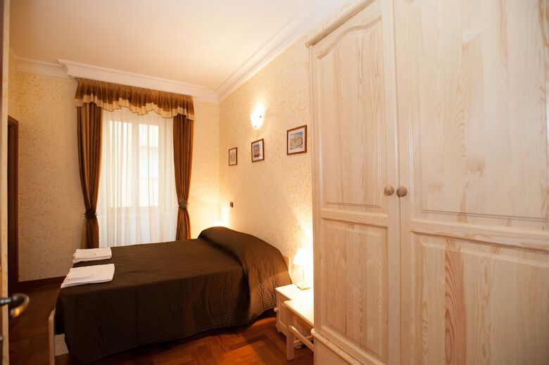 Hotel St. Peter's Rooms Rome