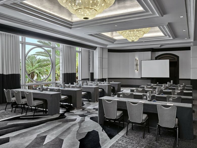 Loews Miami Beach Hotel ? South Beach