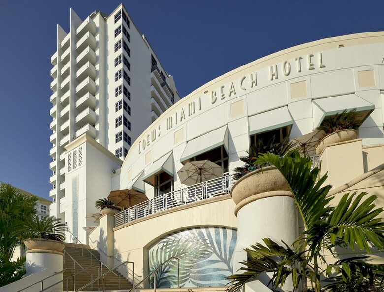 Loews Miami Beach Hotel ? South Beach