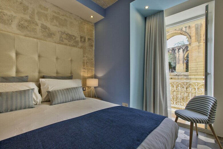 Apartamentos Barrakka Suites