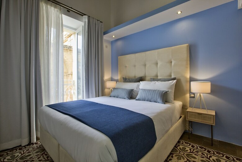 Apartamentos Barrakka Suites