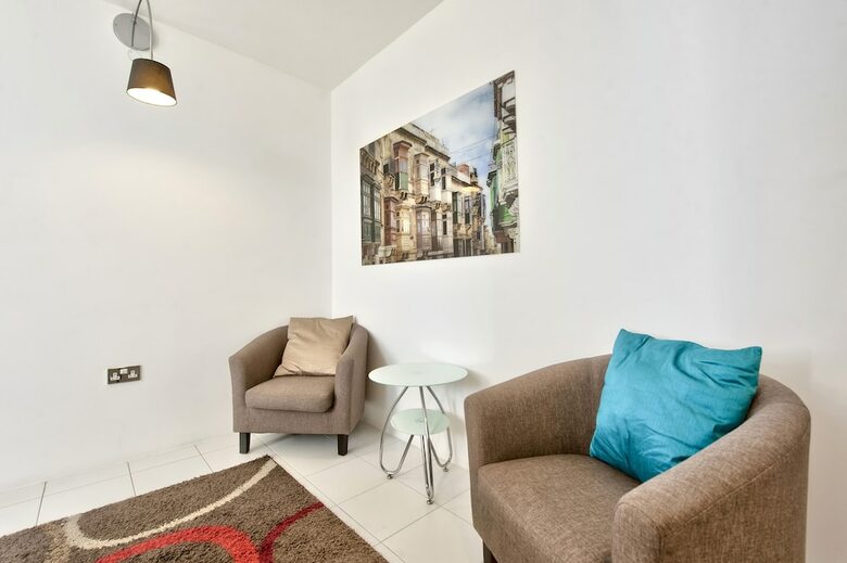 Apartamentos Barrakka Suites