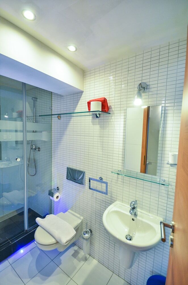 Apartamentos Barrakka Suites