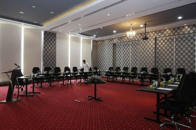 Sas Hotel