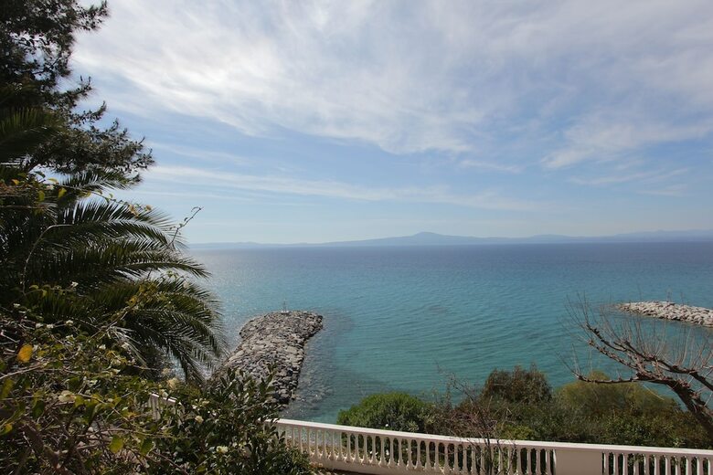 Apollon Apartments