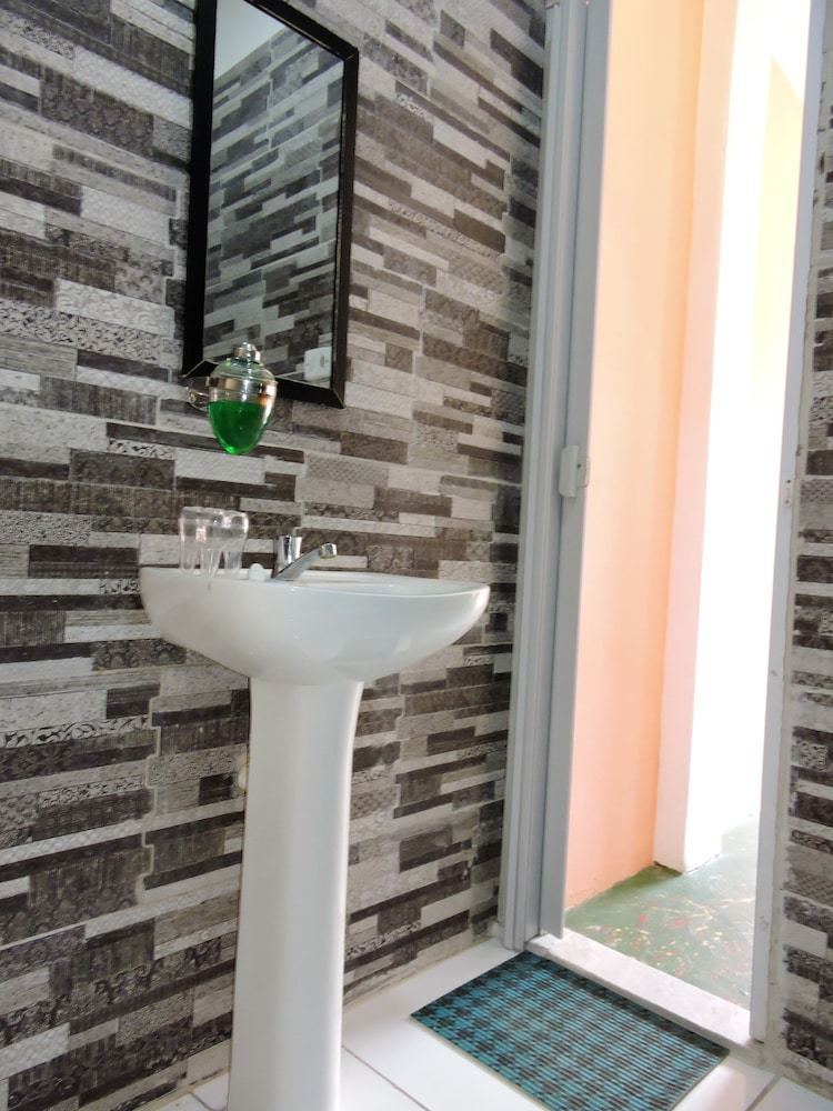 Hostal Beach Life Porto de Galinhas Suites & Dorms