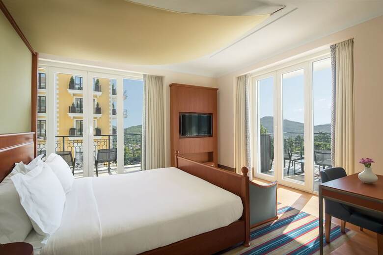 Hotel Regent Porto Montenegro