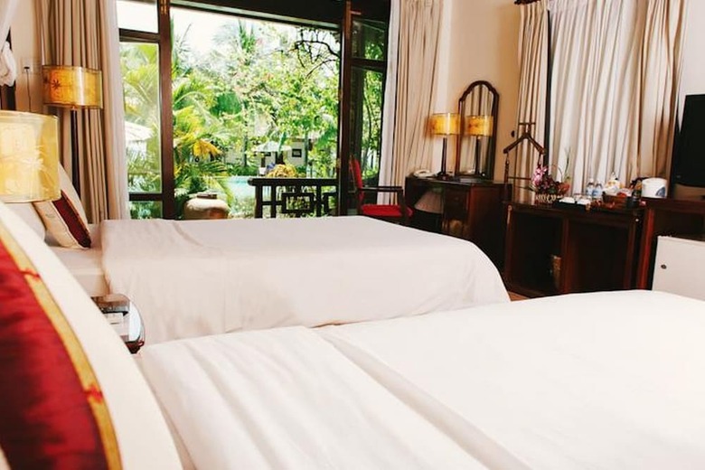 Apartamento L?ng C� Beach Resort