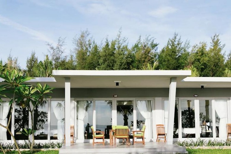 Apartamento L?ng C� Beach Resort